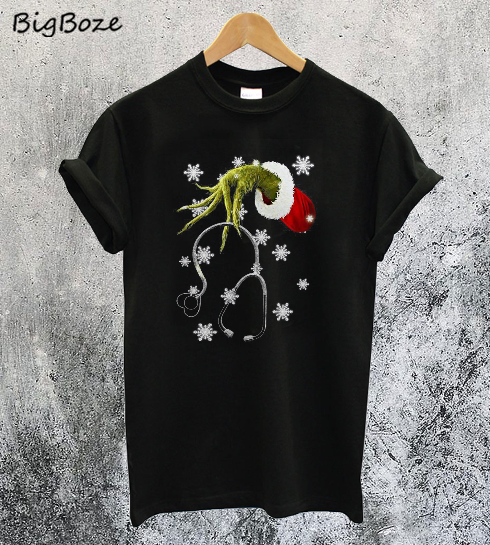 Grinch's Hand Holding Nurse Stethoscope Christmas T-Shirt